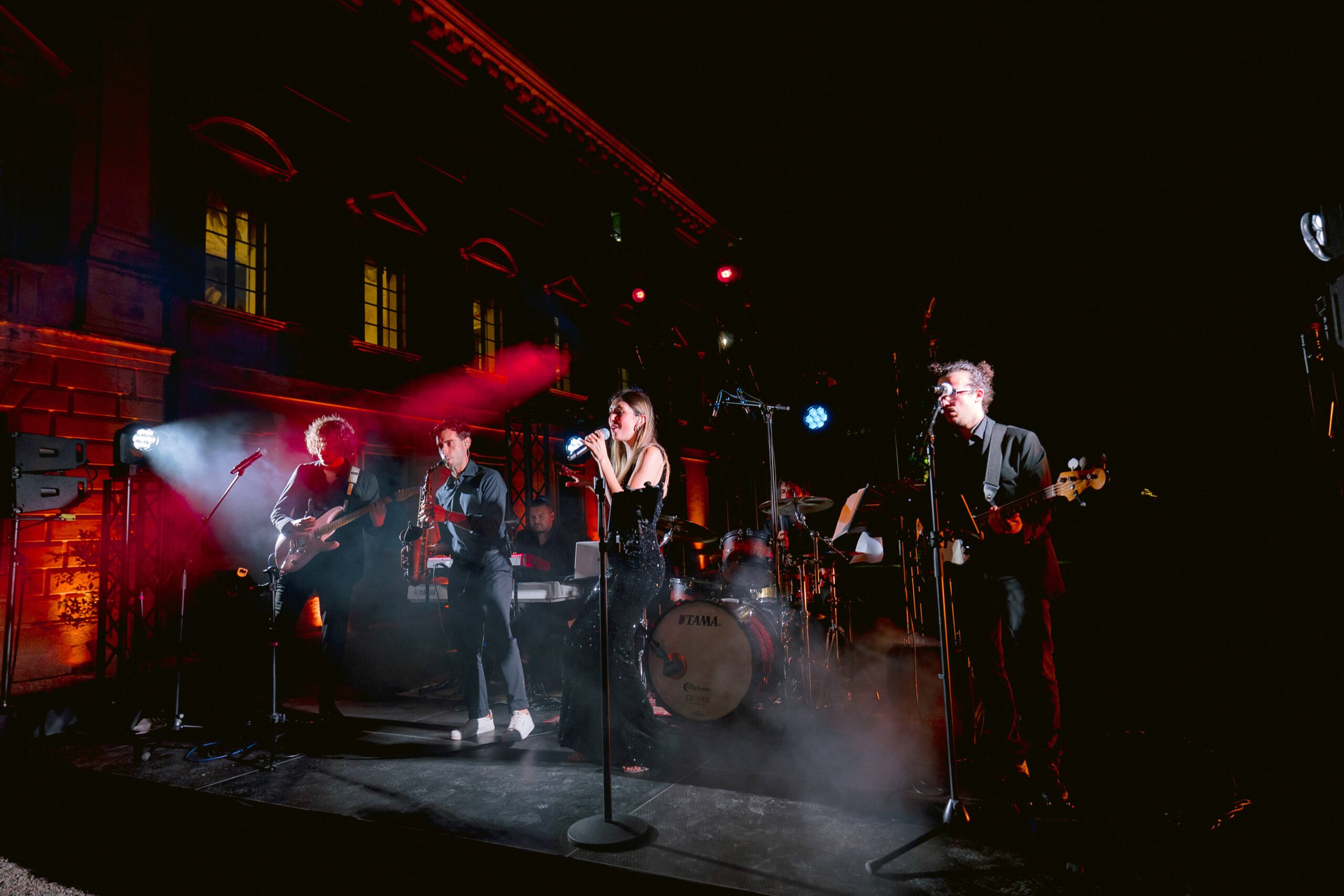 LIVE-SINGER-franciacorta-iseolake-gardasee-milan-brescia--anna-russell-wedding-villa-bettoni