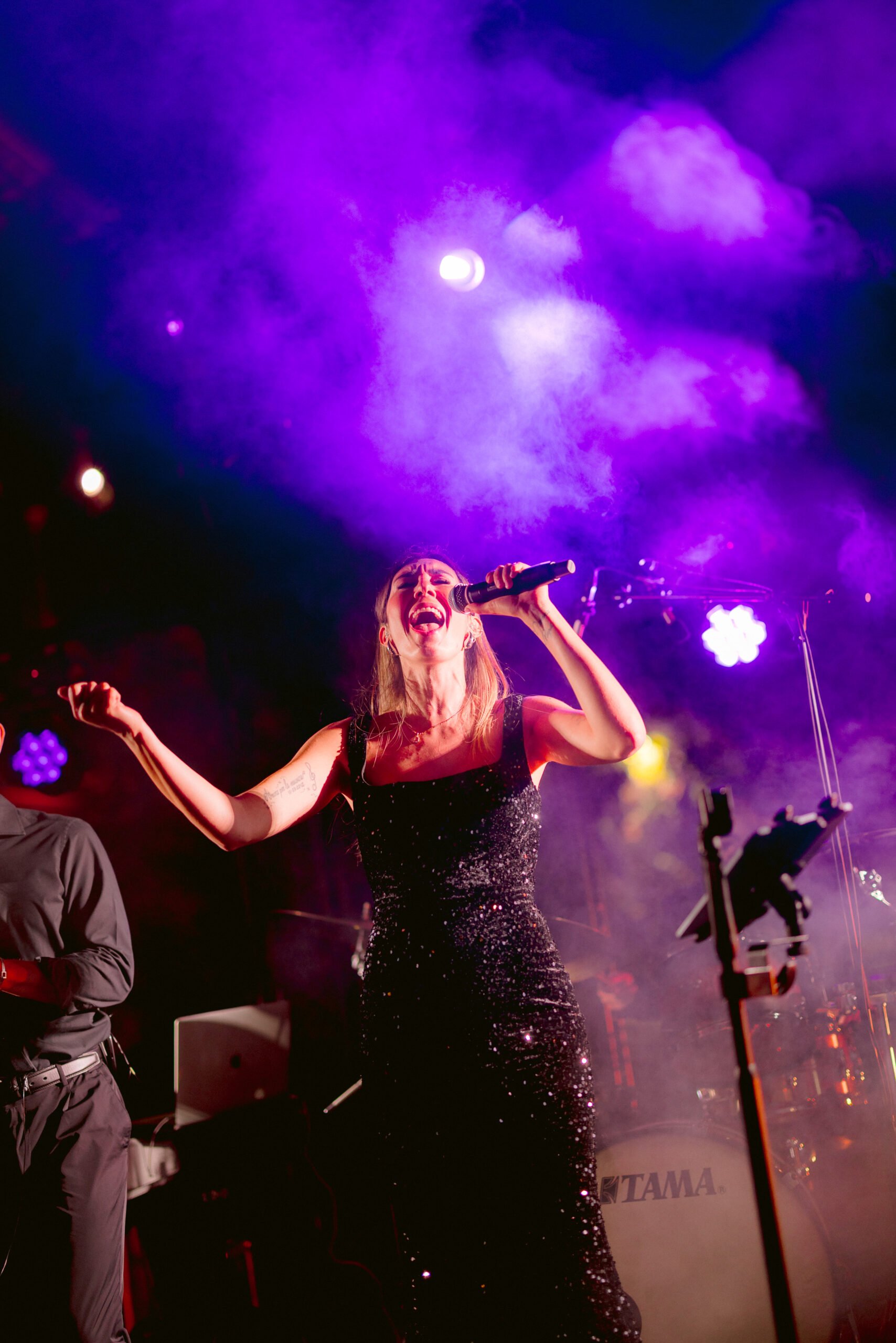 giada singer Luca sassofonista live sax per eventi in lombardia, milano, brescia, como verona francoacorta - pro band saxophone